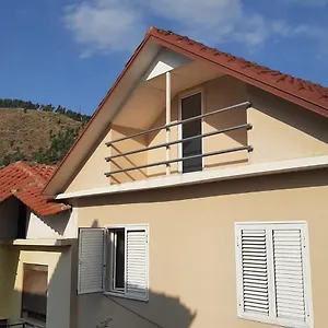 Andrea House Casa vacanze Berat